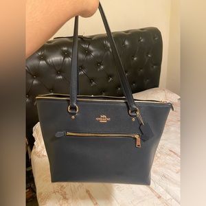 Coach tote zipper navy blue